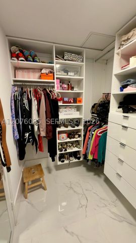 330 Sunny Isles Blvd 5-1001, Sunny Isles Beach, FL 33160