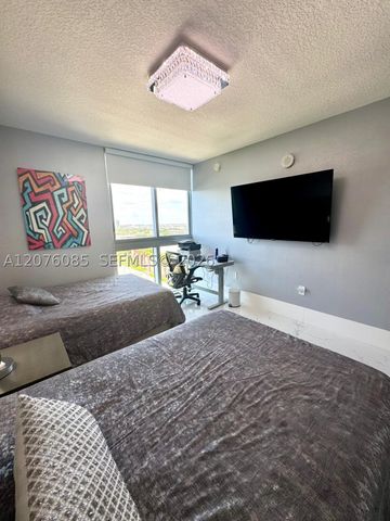 330 Sunny Isles Blvd 5-1001, Sunny Isles Beach, FL 33160