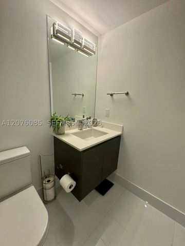 330 Sunny Isles Blvd 5-1001, Sunny Isles Beach, FL 33160