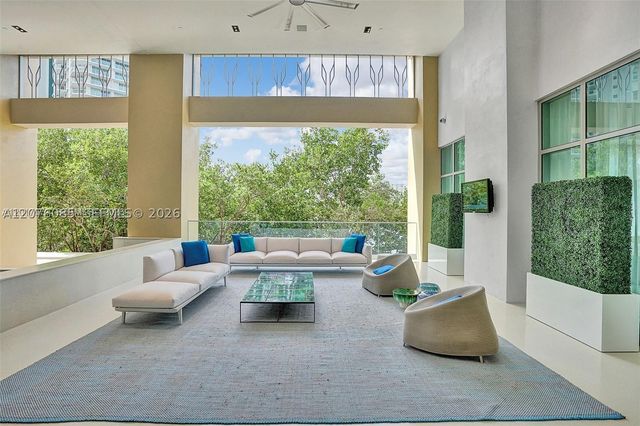 330 Sunny Isles Blvd 5-1001, Sunny Isles Beach, FL 33160