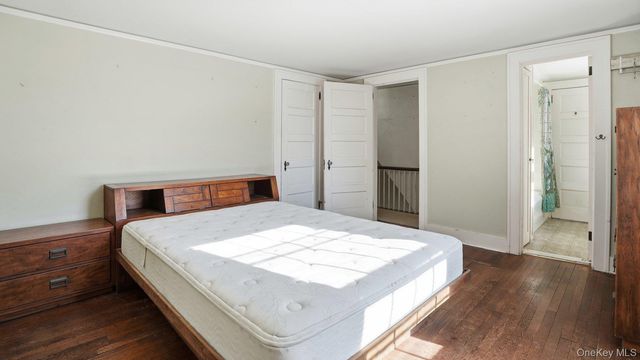 256 E Main Street, Westhampton Beach, NY 11978