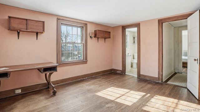 256 E Main Street, Westhampton Beach, NY 11978