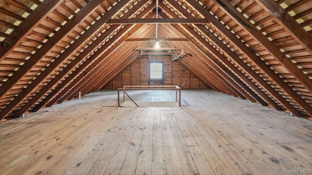 256 E Main Street, Westhampton Beach, NY 11978