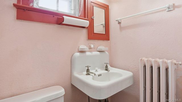 256 E Main Street, Westhampton Beach, NY 11978