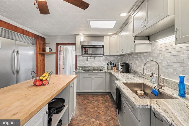 5408 LEWISTON RD, Bumpass, VA 23024