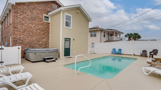 1418 S Ocean Blvd., North Myrtle Beach, SC 29582