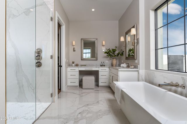 34018 N 7th Street, Phoenix, AZ 85085