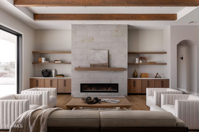 34018 N 7th Street, Phoenix, AZ 85085