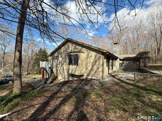 110 Town Woods Road, Lyme, CT 06371