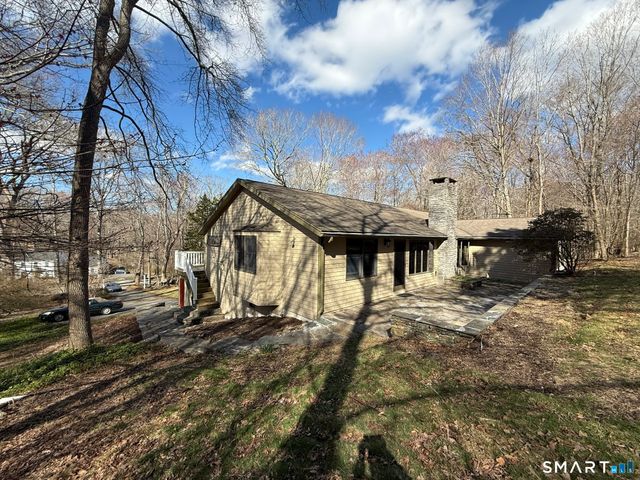 110 Town Woods Road, Lyme, CT 06371