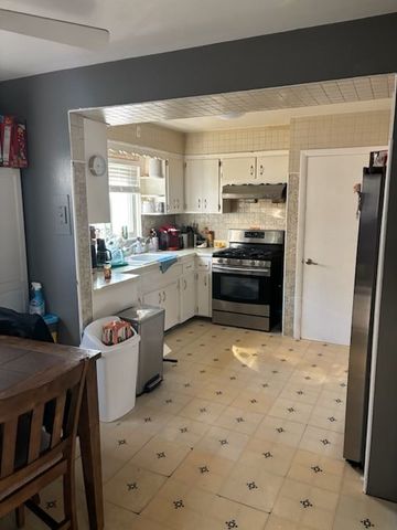 6204 35th Street, Berwyn, IL 60402