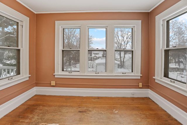 521 2nd Street NW, Faribault, MN 55021