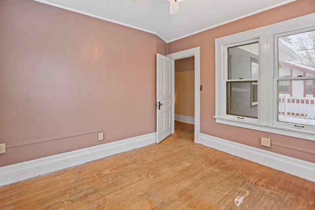 521 2nd Street NW, Faribault, MN 55021