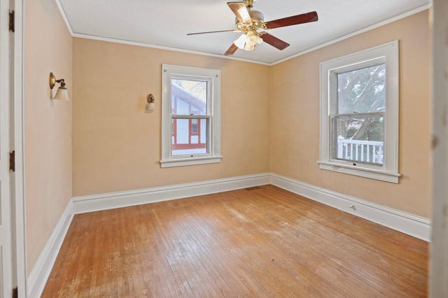 521 2nd Street NW, Faribault, MN 55021