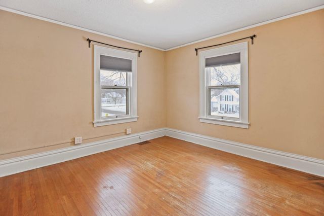 521 2nd Street NW, Faribault, MN 55021