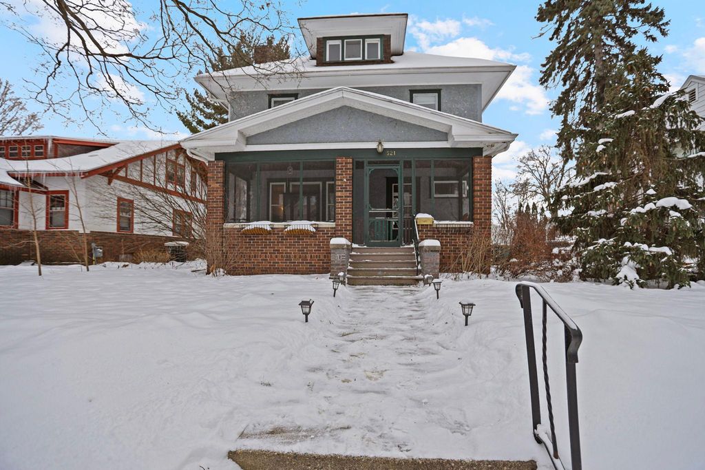 521 2nd Street NW, Faribault, MN 55021