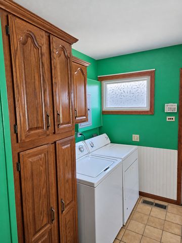 660 163rd Street, Calumet City, IL 60409