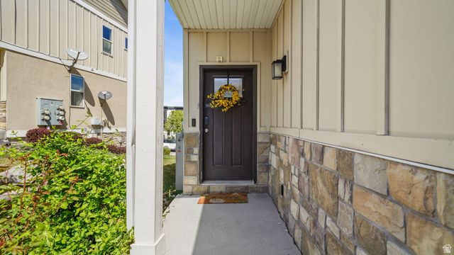 2314 S LONG DR, Saratoga Springs, UT 84045