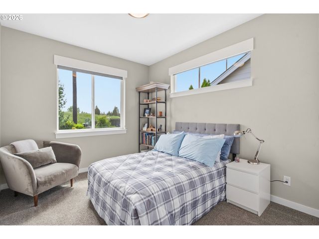 6442 Se MCINNIS St, Hillsboro, OR 97123