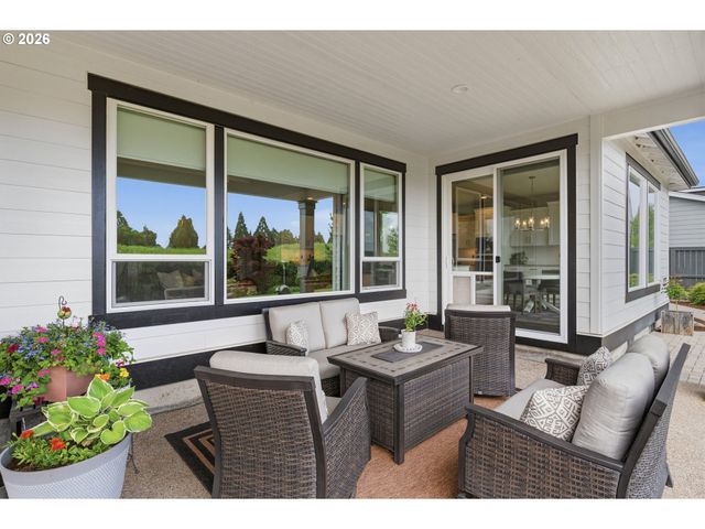 6442 Se MCINNIS St, Hillsboro, OR 97123