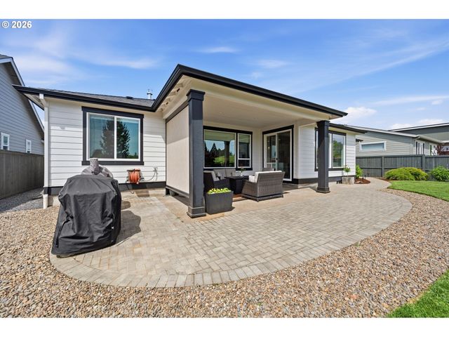 6442 Se MCINNIS St, Hillsboro, OR 97123