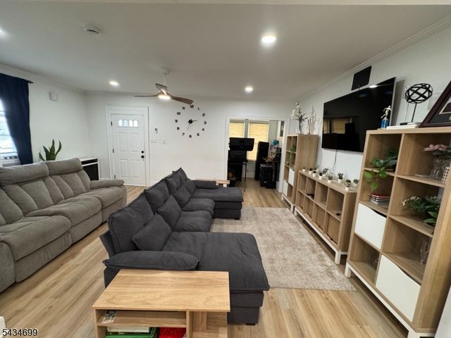 245 Linden Ave, Irvington Twp., NJ 07111