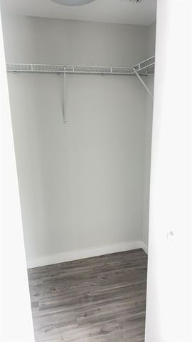 3050 NW 68th St 2304, Fort Lauderdale, FL 33309