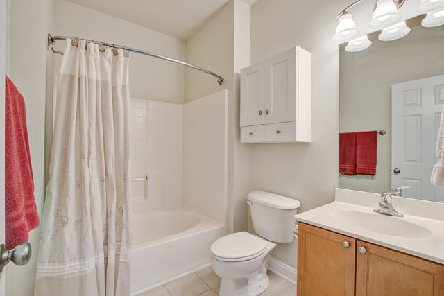 4628 N Palm View Circle, North Charleston, SC 29418
