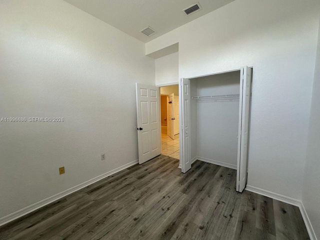 10985 SW 239th Ter 0, Homestead, FL 33032