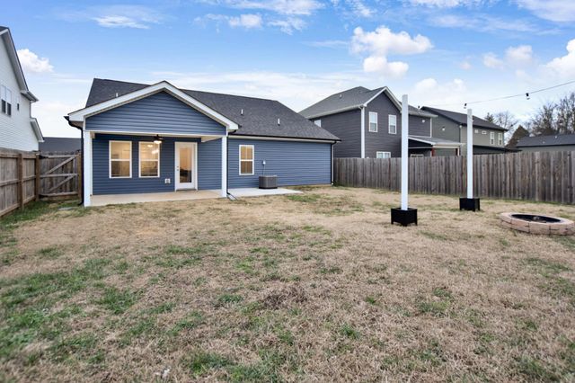 208 Clark Road, Clarksville, TN 37042