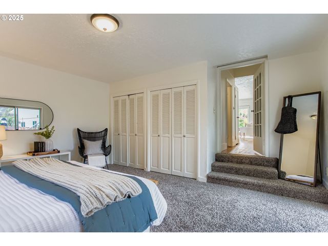 5517 Se BOISE St, Portland, OR 97206