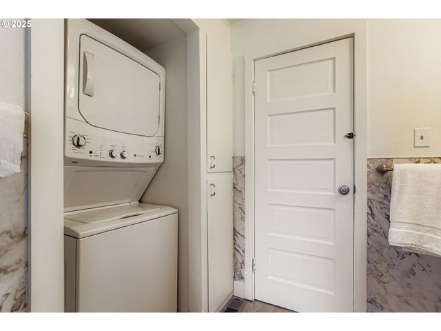 5517 Se BOISE St, Portland, OR 97206