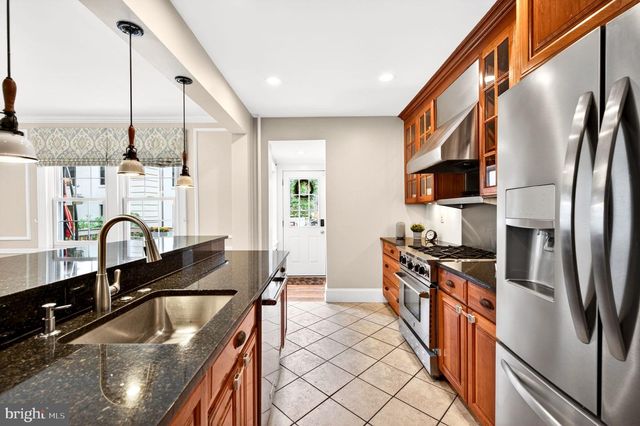 4302 ROLAND AVE, Baltimore, MD 21210