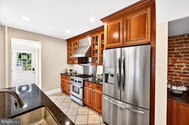 4302 ROLAND AVE, Baltimore, MD 21210