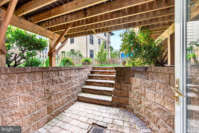4302 ROLAND AVE, Baltimore, MD 21210