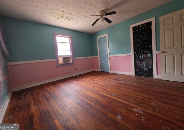 7367 Crest Highway, Molena, GA 30258