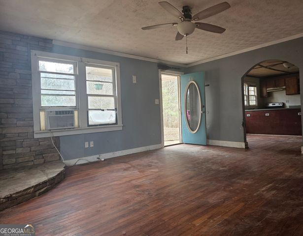 7367 Crest Highway, Molena, GA 30258