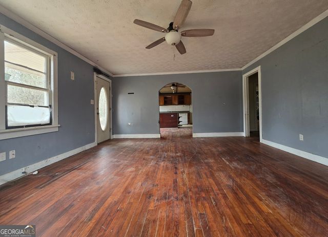 7367 Crest Highway, Molena, GA 30258