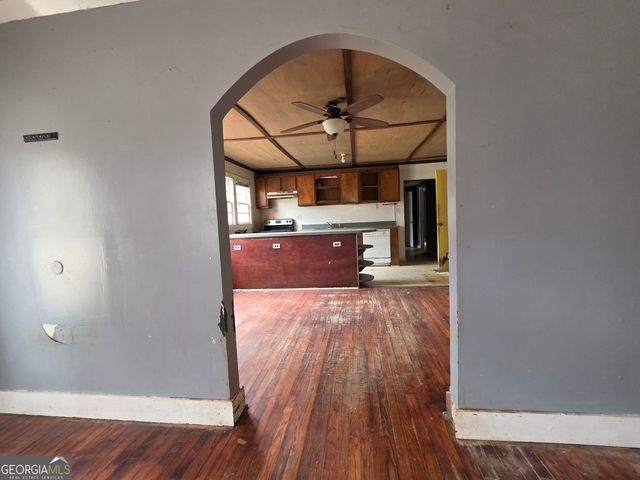 7367 Crest Highway, Molena, GA 30258