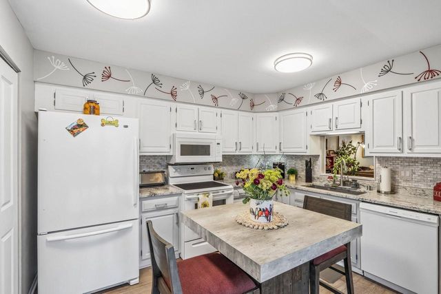 11013 Elder Tree COURT, Mequon, WI 53092