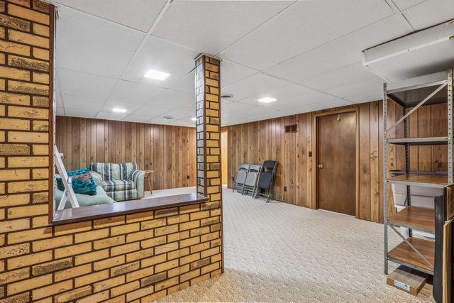 11013 Elder Tree COURT, Mequon, WI 53092