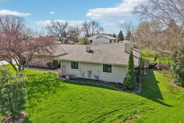 11013 Elder Tree COURT, Mequon, WI 53092