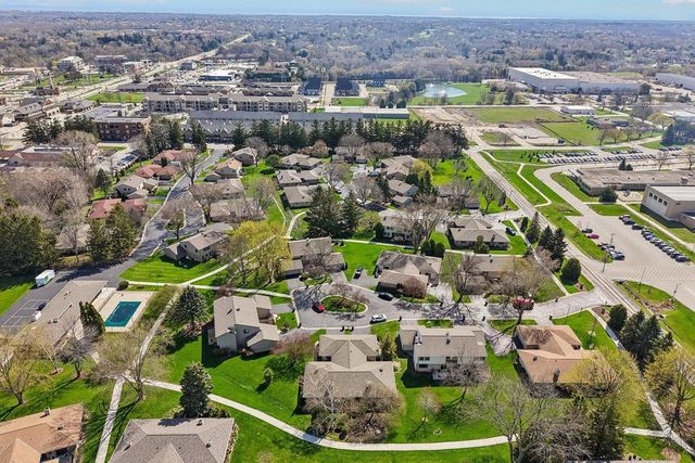 11013 Elder Tree COURT, Mequon, WI 53092
