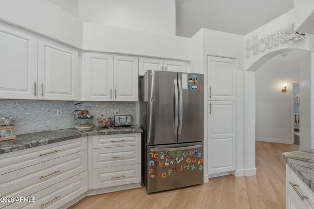 5823 W GARY Drive, Chandler, AZ 85226