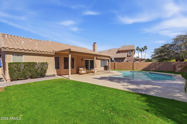 5823 W GARY Drive, Chandler, AZ 85226