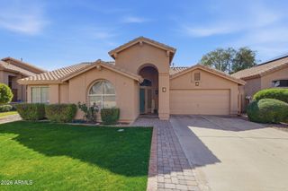 5823 W GARY Drive, Chandler, AZ 85226