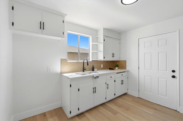 2486 S 10th Street, Fresno, CA 93725