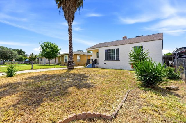 2486 S 10th Street, Fresno, CA 93725