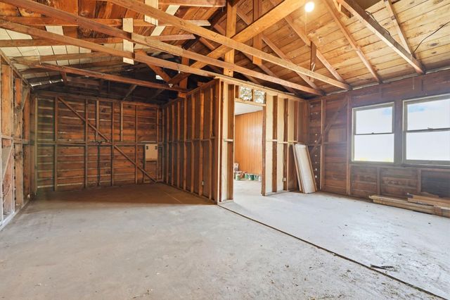 2486 S 10th Street, Fresno, CA 93725