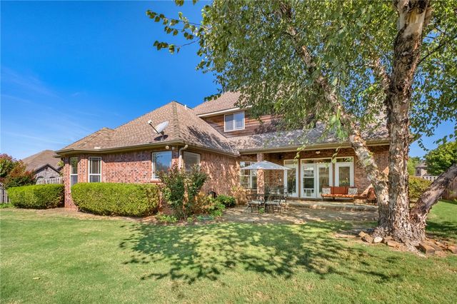 6116 Valley Forge Drive, Rogers, AR 72758